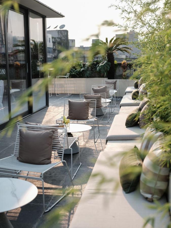 Wezo Hotel Kuanzhai Alley Chengdu-Breakfast Till 12Noon-Lv City Guide Recommended Hotel Екстериор снимка