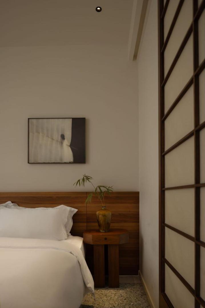 Wezo Hotel Kuanzhai Alley Chengdu-Breakfast Till 12Noon-Lv City Guide Recommended Hotel Екстериор снимка