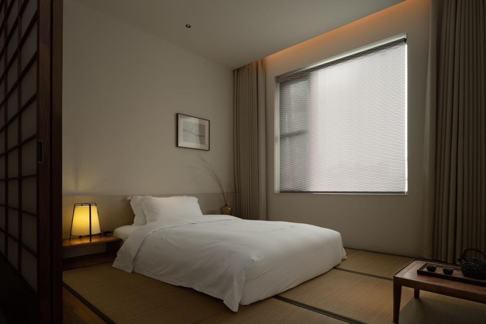 Wezo Hotel Kuanzhai Alley Chengdu-Breakfast Till 12Noon-Lv City Guide Recommended Hotel Екстериор снимка